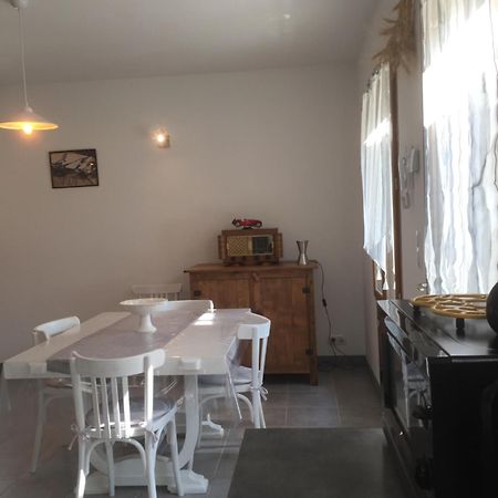 Maison de vacances Jocelyne Lauris Extérieur photo